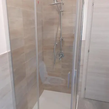 Balaguer And Garden Guest house