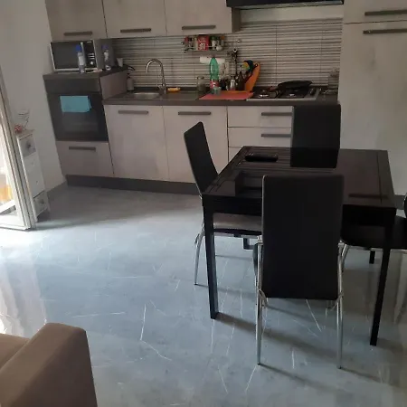게스트하우스 Balaguer And Garden 2*